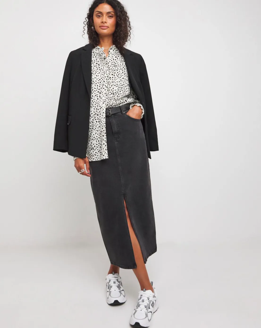 Womens Frill Detail Long Sleeve Blouse - Ivory Print