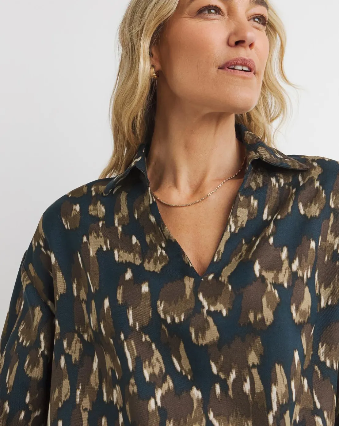 Womens Herringbone Collar Detail Long Sleeve Blouse - Abstract Print