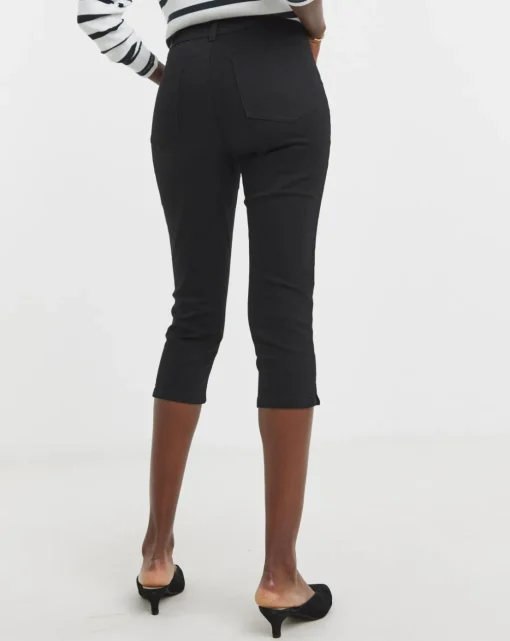 Black Denim Capri Jeans