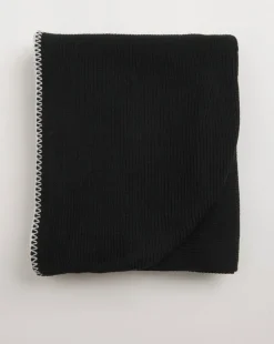 Black Hooded Contrast Stitch Scarf