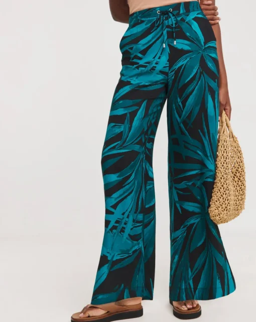 Black Palm Printed Spun Viscose Pull On Wide Leg Trousers