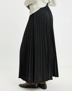 Black Pleated Pull On Jersey Maxi Skirt