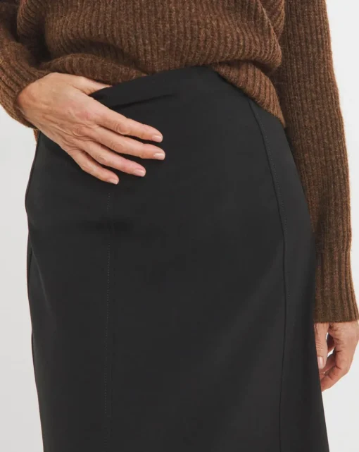 Black Ponte Column Skirt