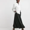 Black Textured Satin Bubble Hem Skirt