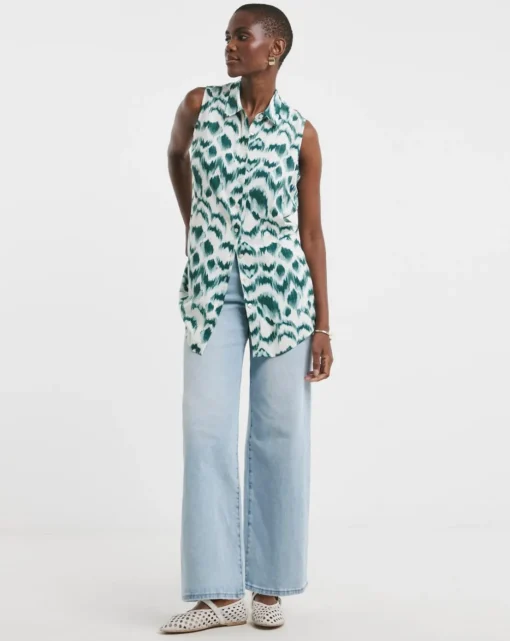 Dipped Back Sleeveless Shirt