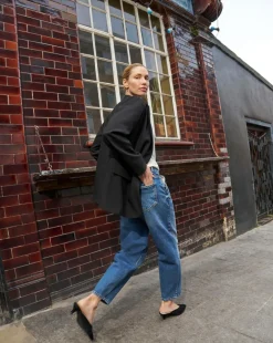 Mid Blue Barrel Leg Jean