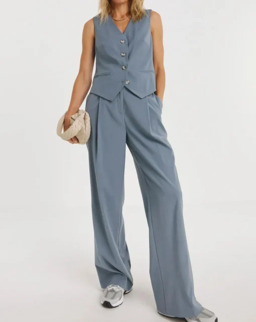 Pleated Wide Leg Trousers