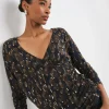 Print Ruched Sides V Neck Long Sleeve Top