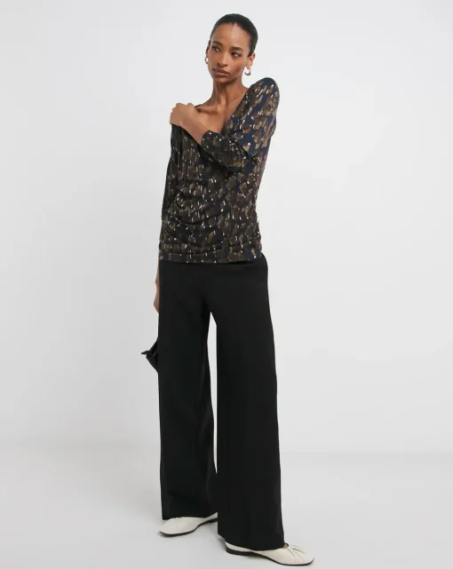 Print Ruched Sides V Neck Long Sleeve Top