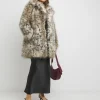 Short Leopard Faux Fur Coat