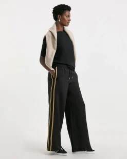 Slash Neck 3/4 Sleeve Top