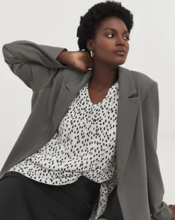 Spot V Neck Plisse Longline Top