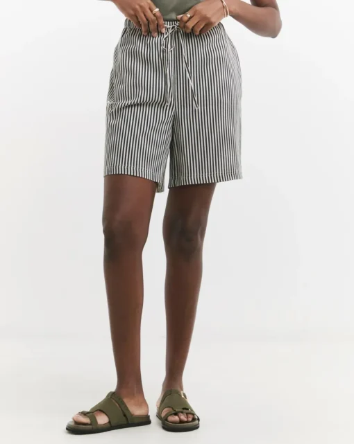 Striped Linen Mix Knee Length Shorts